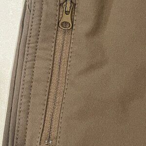 Giro Sport Design- Unisex - Made in California - Khaki Cycling Shorts 28 Reg.